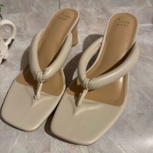 NWT A New Day Women's Elvie Pumps - Cream